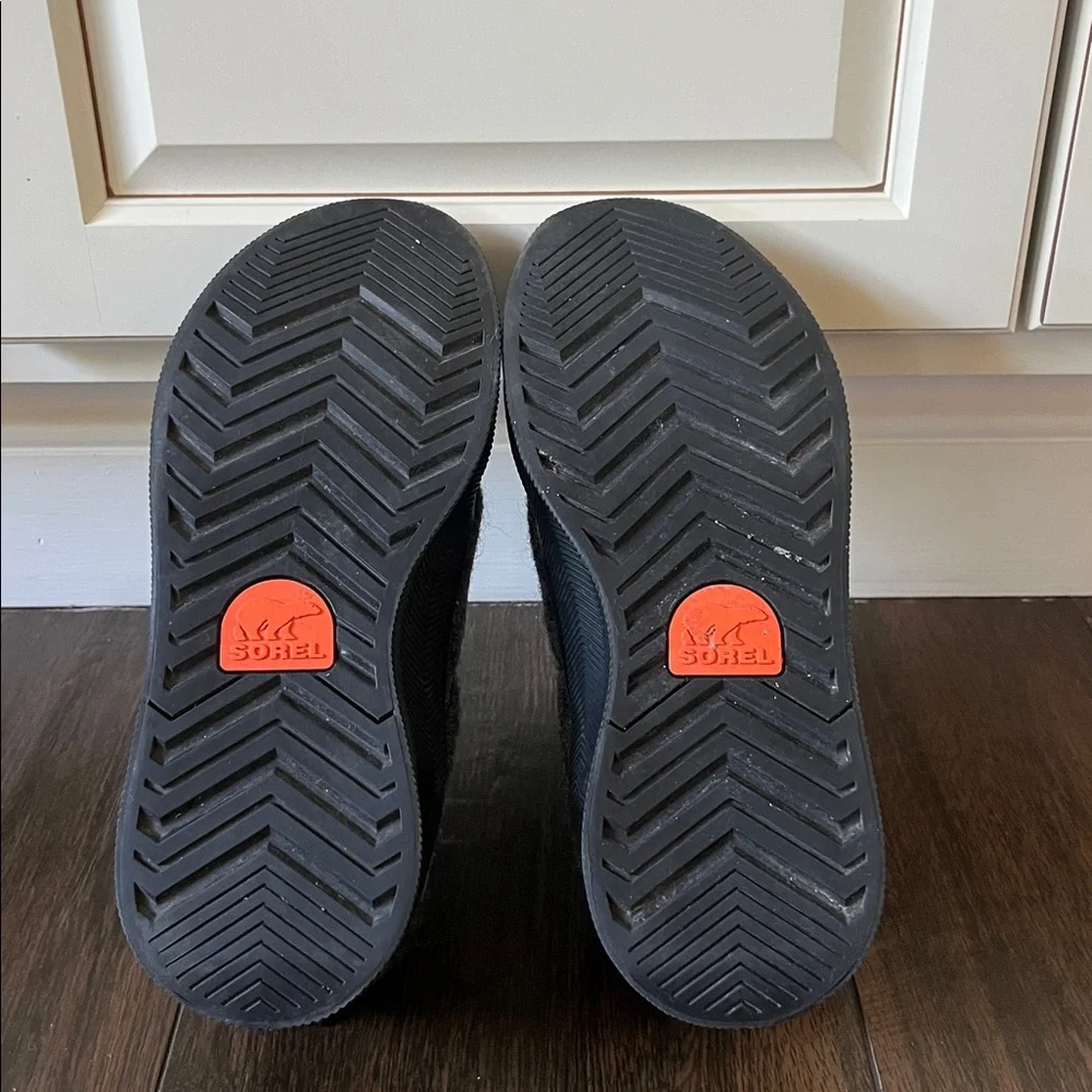Sorel shoe that